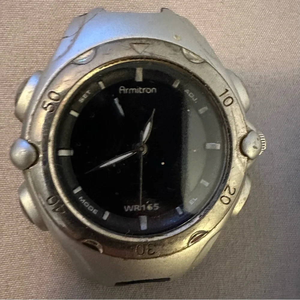 Lot of 9 Wrist Watches vintage & modern men’s/unisex Armitron Sharp Babe Ruth